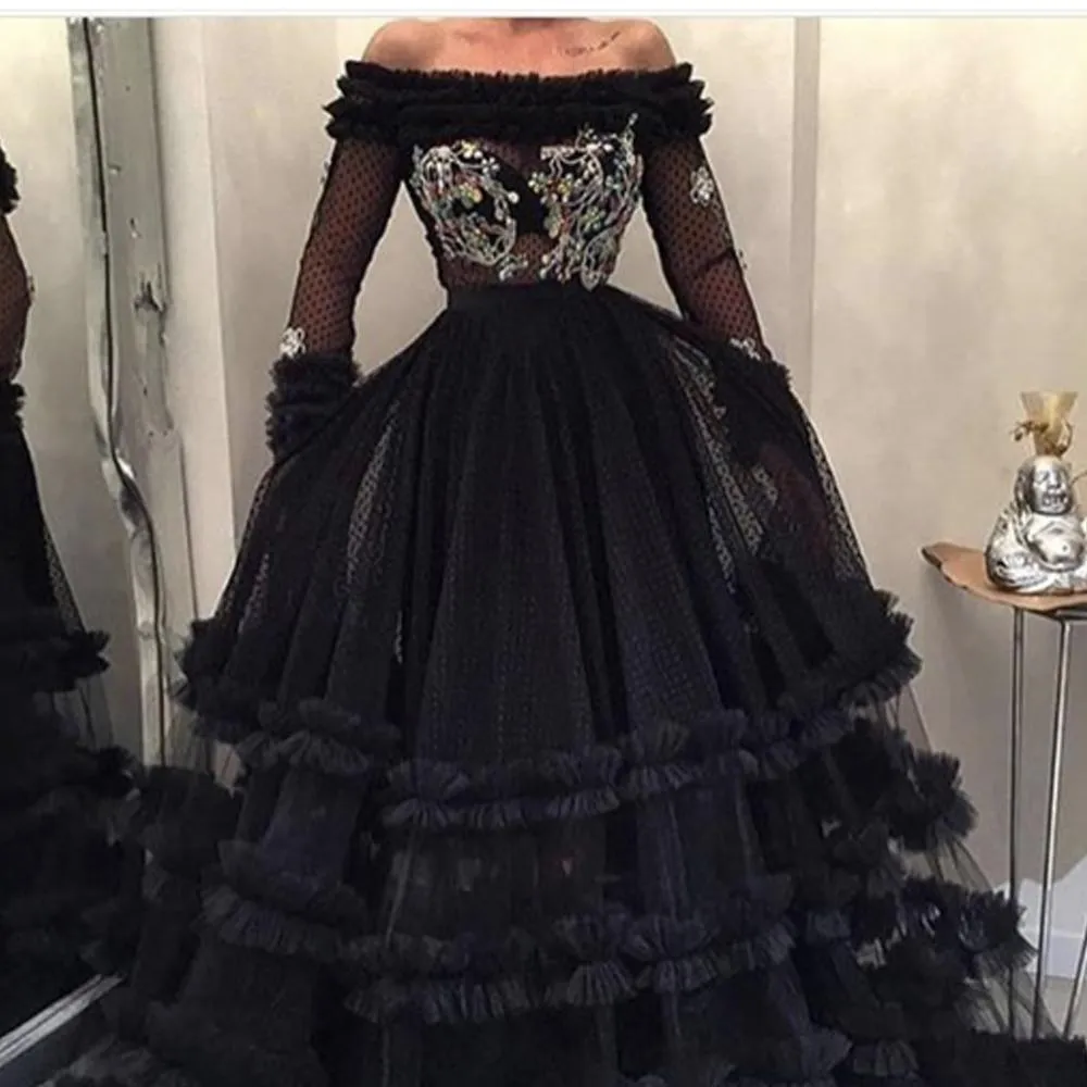 black prom dresses ball gown vintage boat neck lace appliqué elegant dotted tulle arabic prom gown