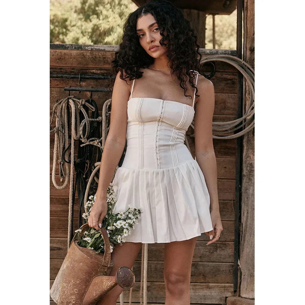 Sure, heres an optimized title for the product:

Stylish Milana Form-Fitting Mini Dress - Elegant and Curve-Enhancing Design