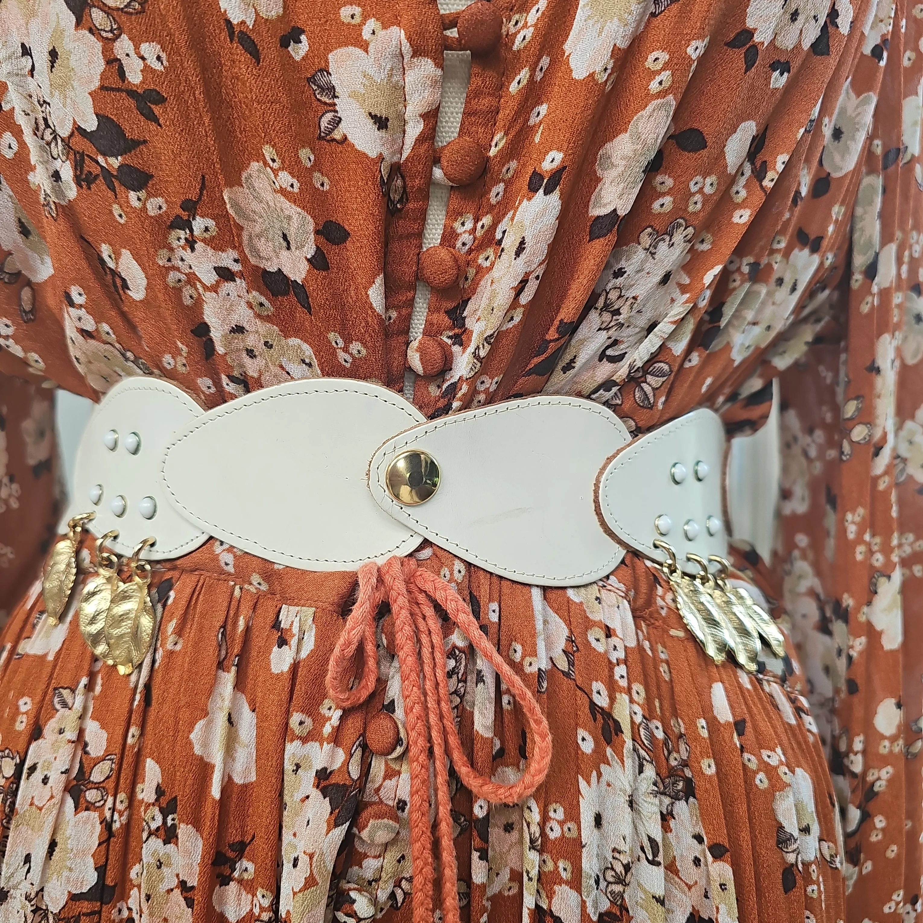 Vintage White Leather Belt Made In Italy - Boho